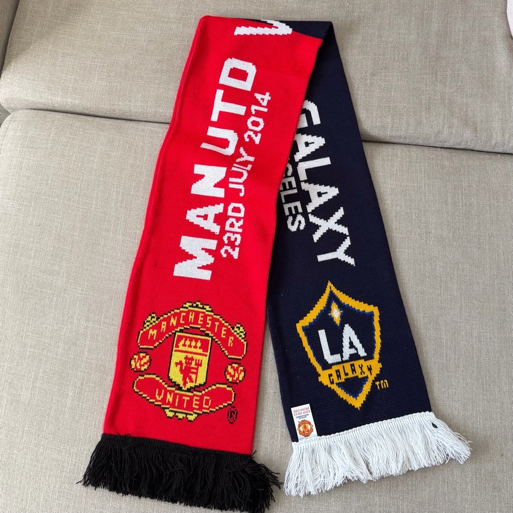 Official Licensed 2014 Manchester United F.C. and LA Galaxy Football Scarf